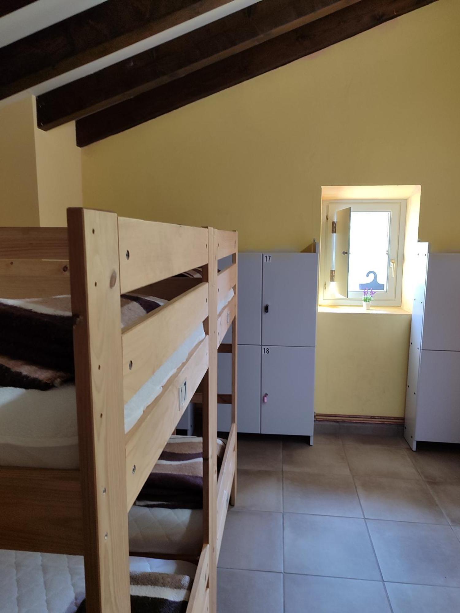 Amaiurko Aterpea Hostel Maya del Baztan ภายนอก รูปภาพ