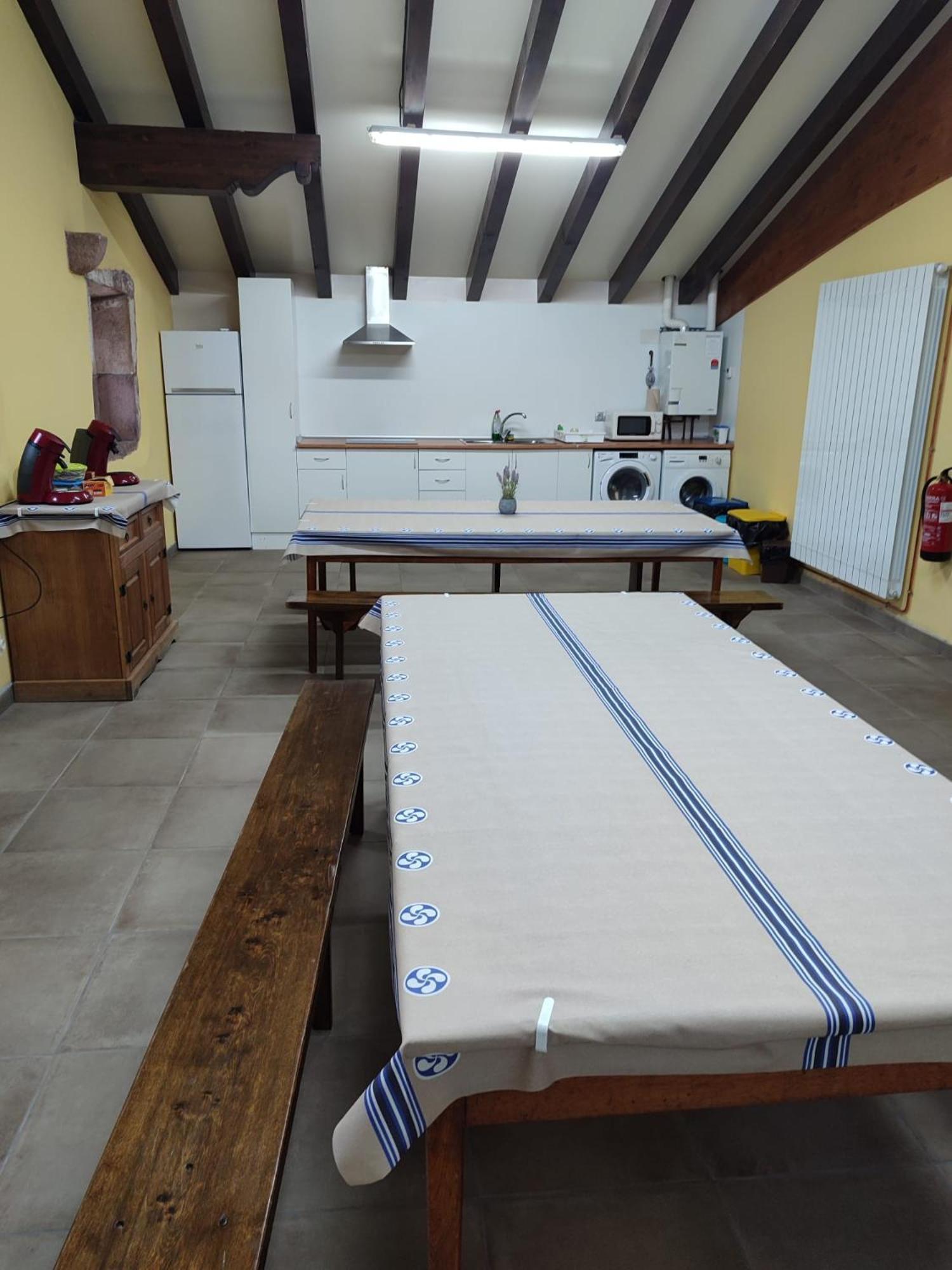 Amaiurko Aterpea Hostel Maya del Baztan ภายนอก รูปภาพ