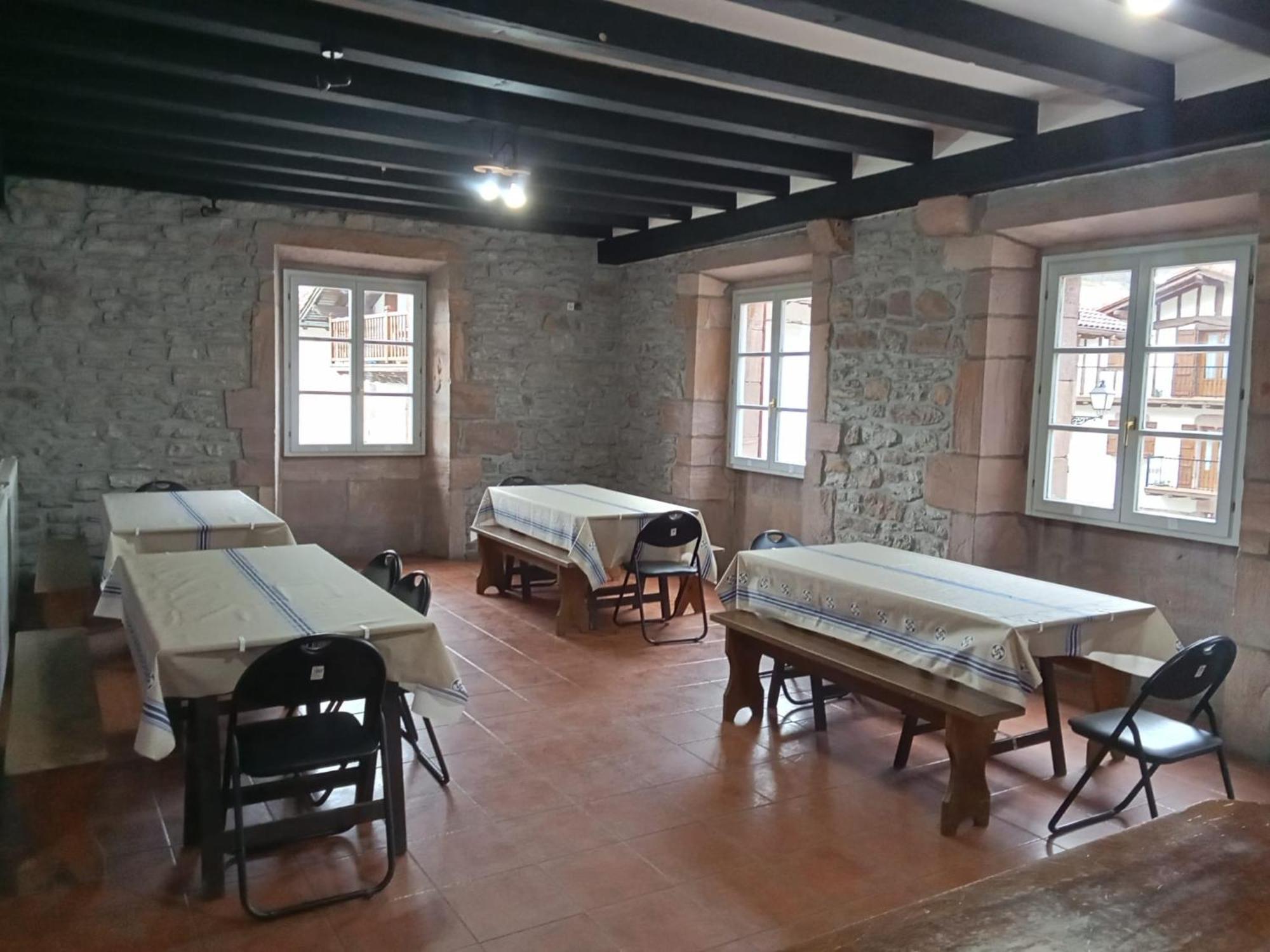 Amaiurko Aterpea Hostel Maya del Baztan ภายนอก รูปภาพ